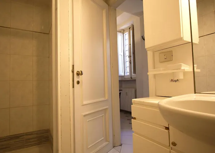 Apartment Floor In Campo De Fiori